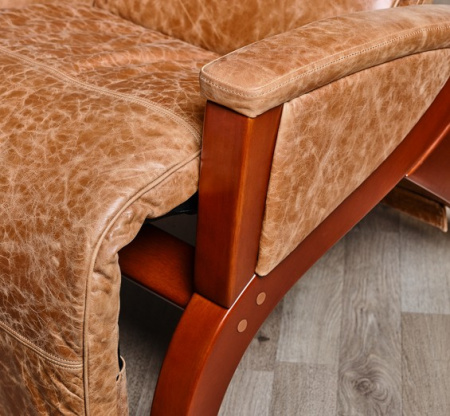 Массажное кресло Ogawa Cosmic Odyssey light brown